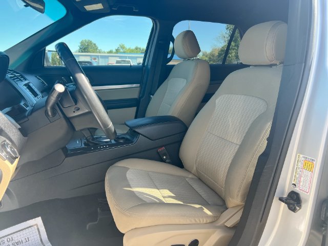 Used 2017 Ford Explorer FWD image 22
