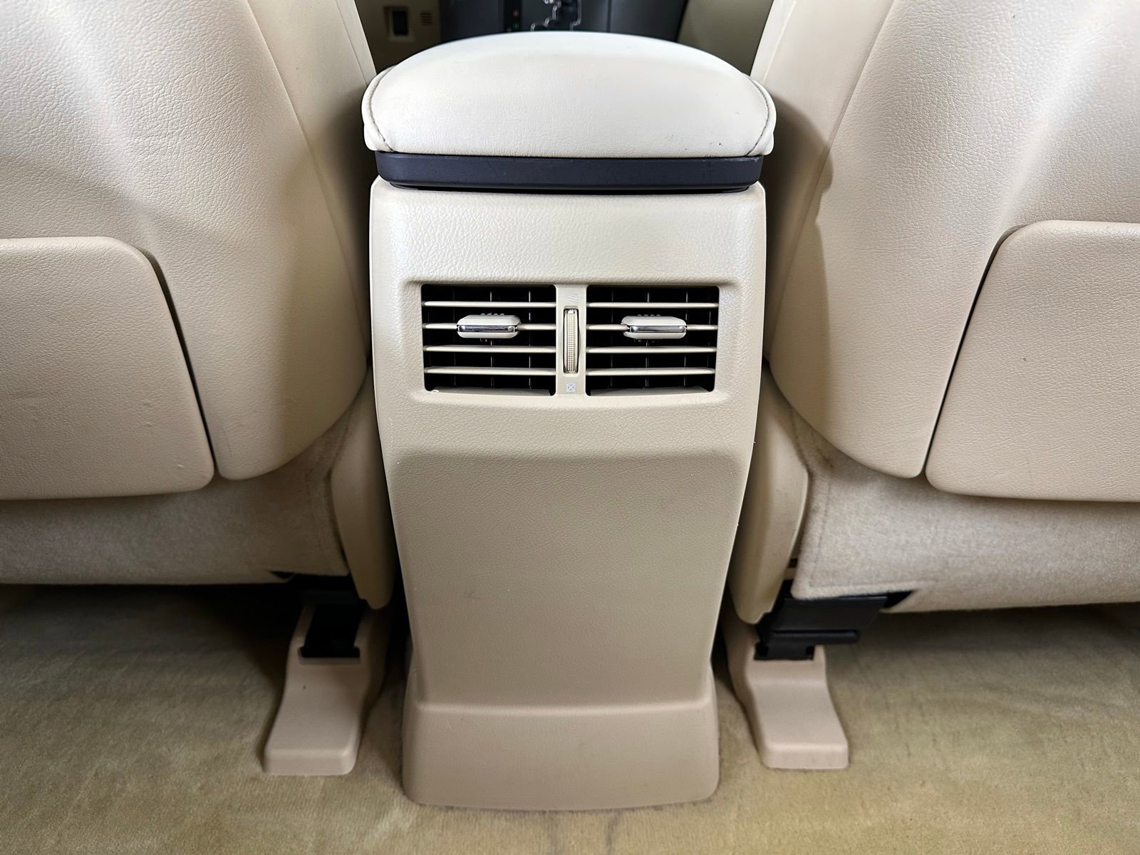 Used 2012 Lexus RX 450h AWD w/ Premium Pkg image 30