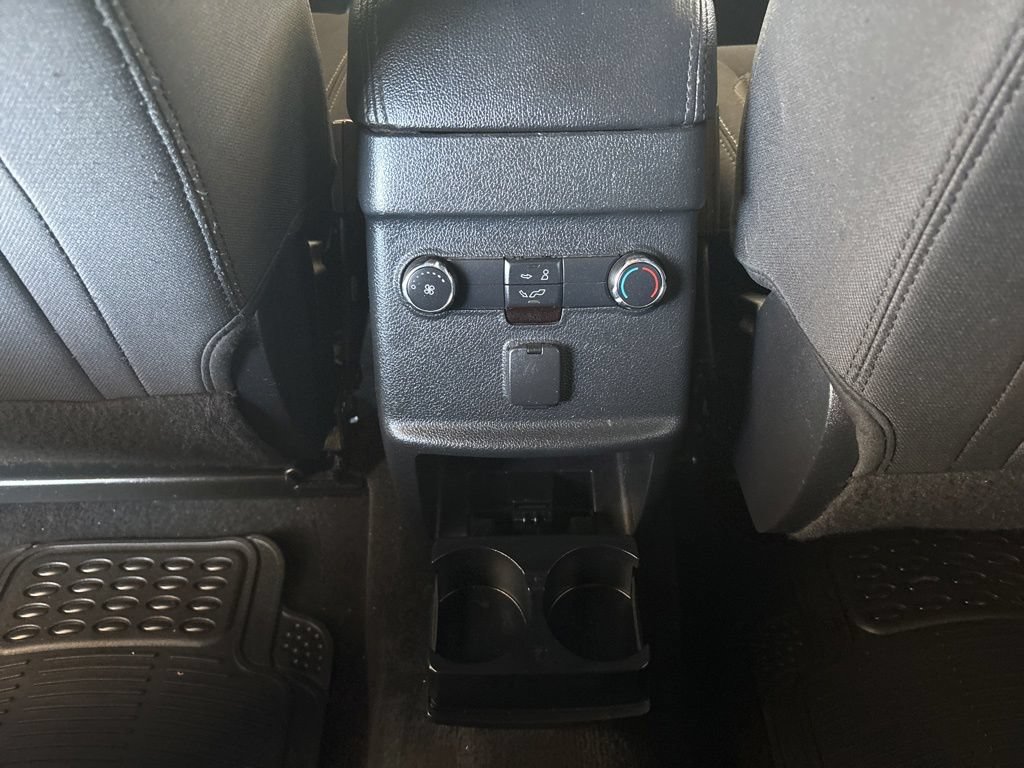 Used 2016 Ford Explorer XLT AWD/4WD image 22