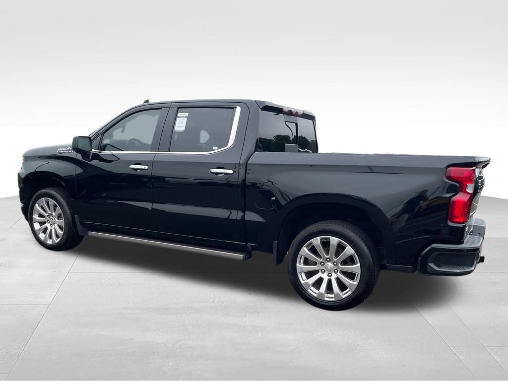 Used 2022 Chevrolet Silverado 1500 High Country w/ Technology Package AWD/4WD image 3