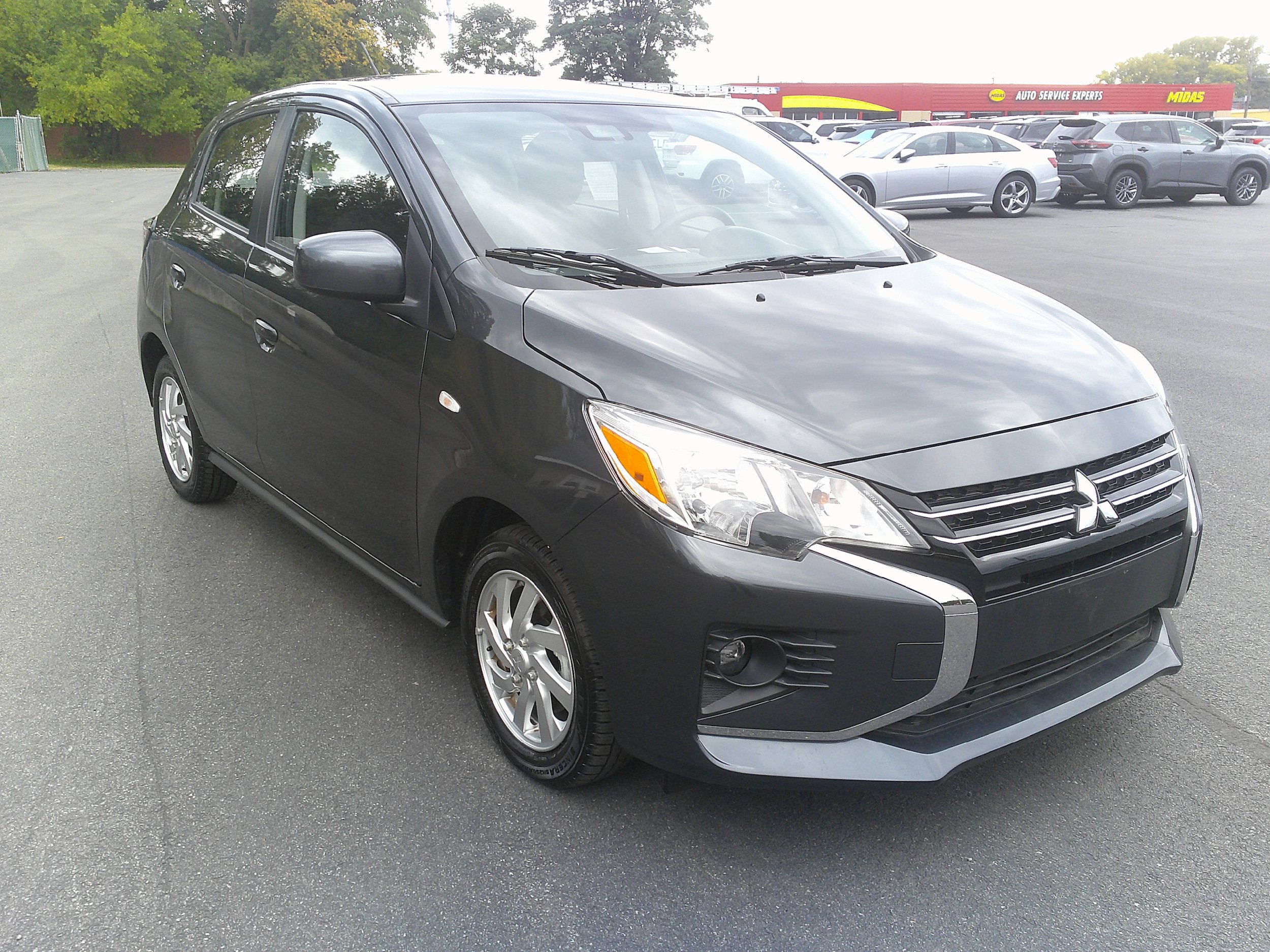 Used 2024 Mitsubishi Mirage ES FWD image 4