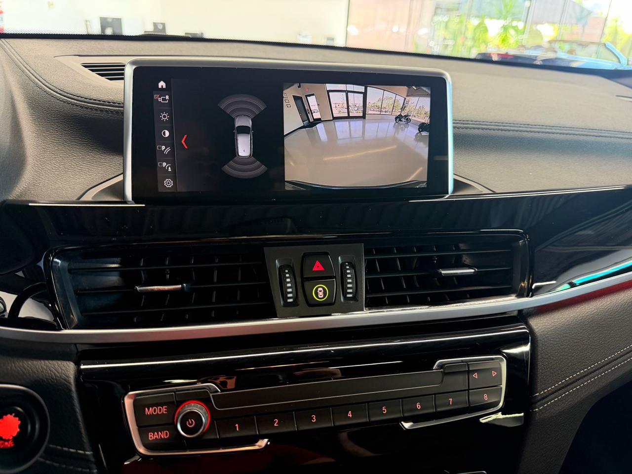 Used 2020 BMW X1 xDrive28i AWD/4WD image 13