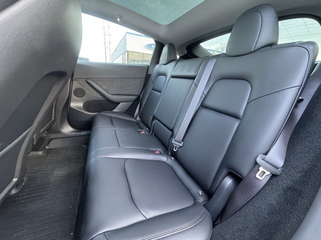 Used 2024 Tesla Model Y Performance image 12