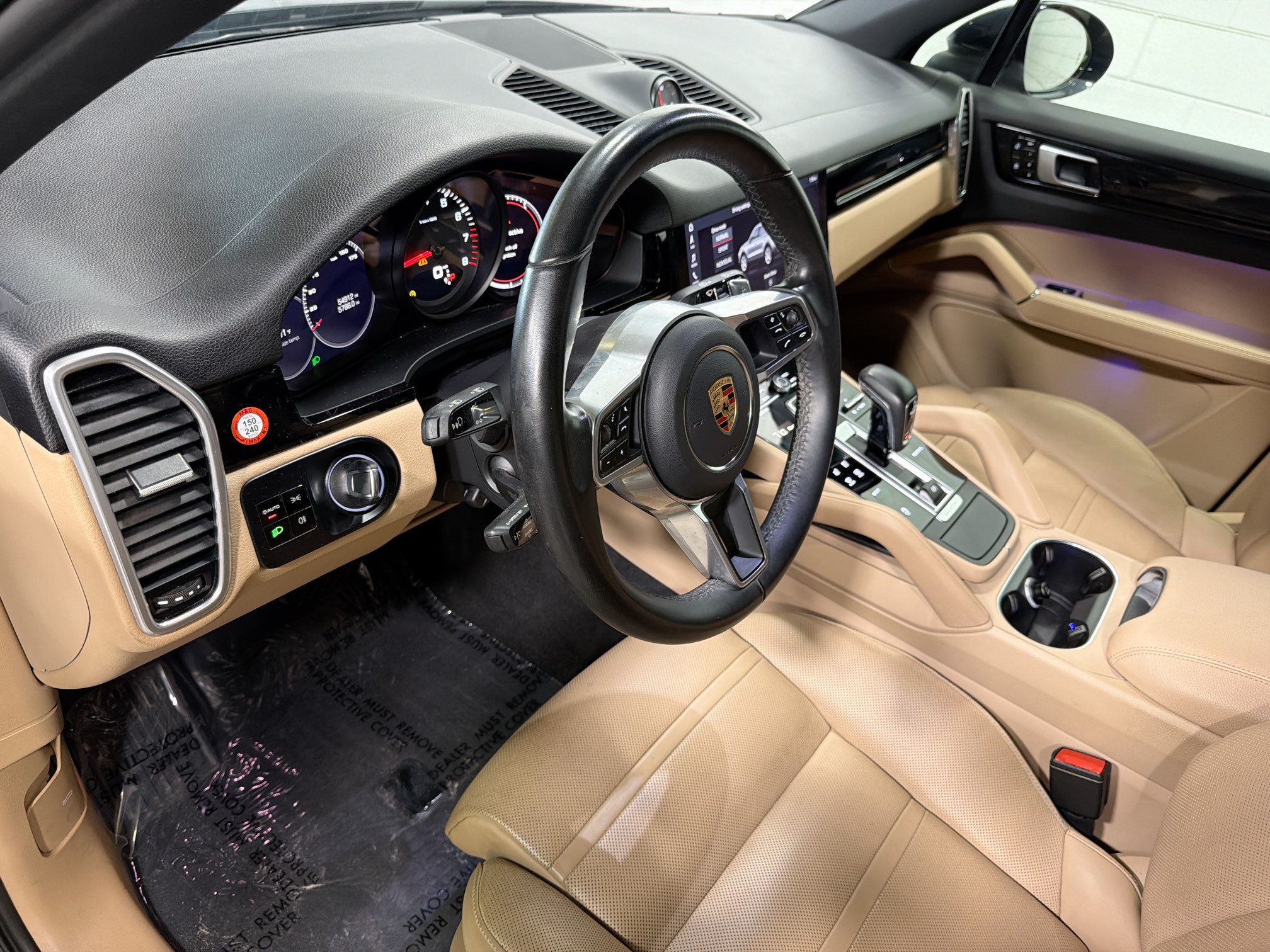 Certified 2020 Porsche Cayenne AWD/4WD image 4