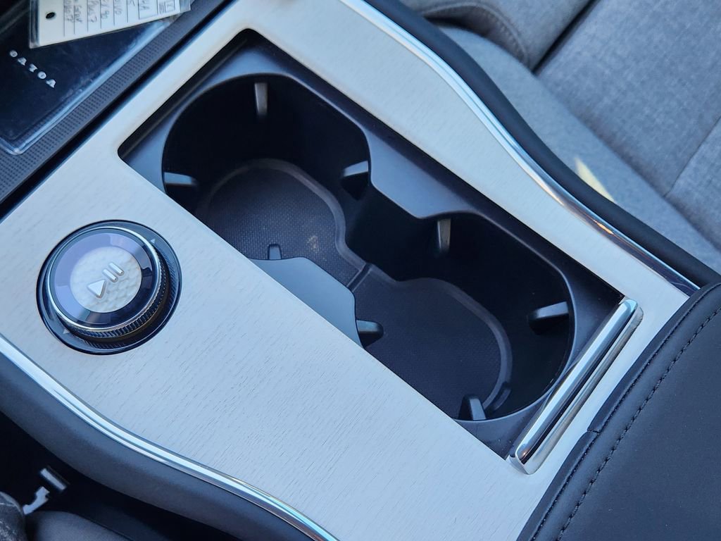 Used 2025 Volvo EX90 Ultra image 10