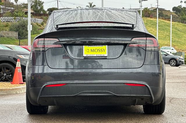 Used 2024 Tesla Model X image 6