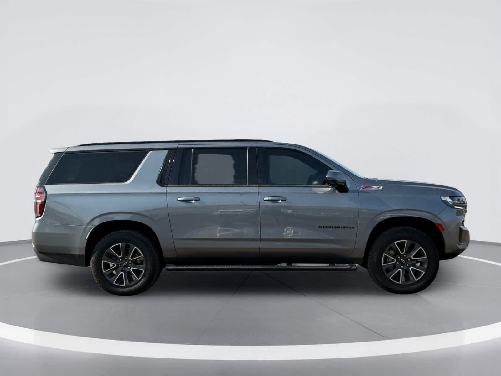 Used 2022 Chevrolet Suburban Z71 w/ Z71 Off-Road Package AWD/4WD image 10