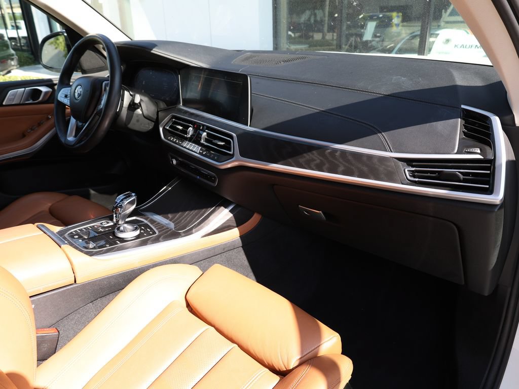 Used 2022 BMW X7 xDrive40i w/ Executive Package AWD/4WD image 30
