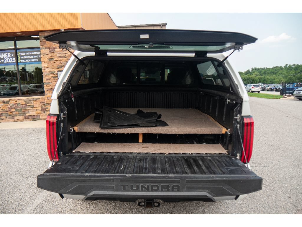 Used 2022 Toyota Tundra Limited w/ TRD Off-Road Package AWD/4WD image 28