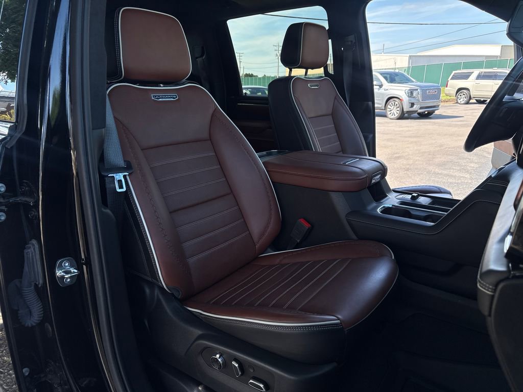 Used 2024 GMC Sierra 2500 Denali Ultimate AWD/4WD image 54
