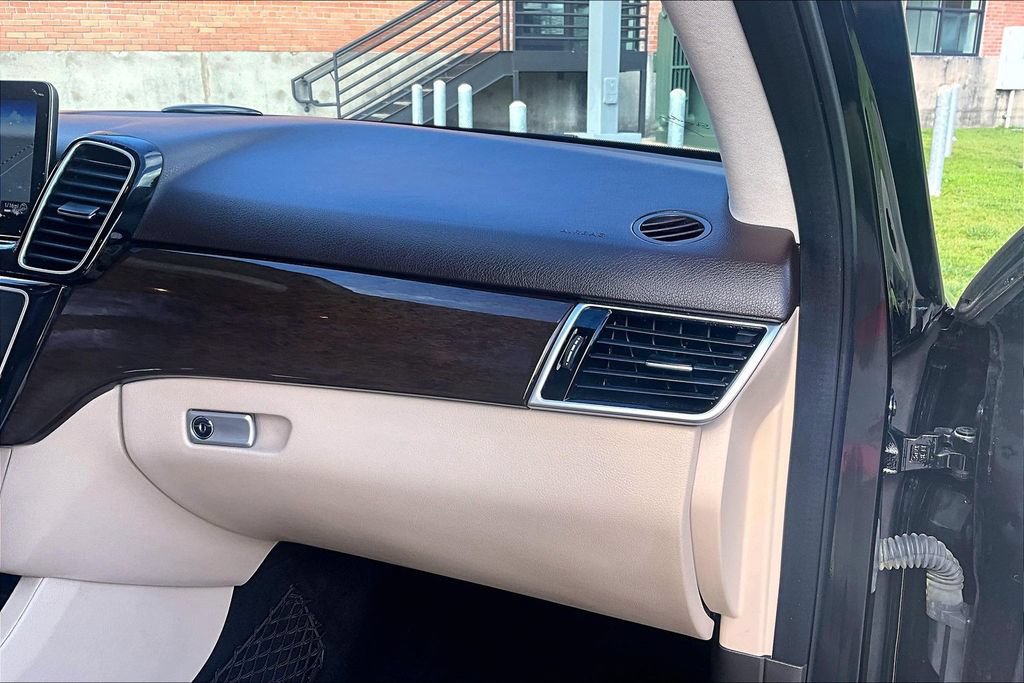 Used 2018 Mercedes-Benz GLE 350 image 21