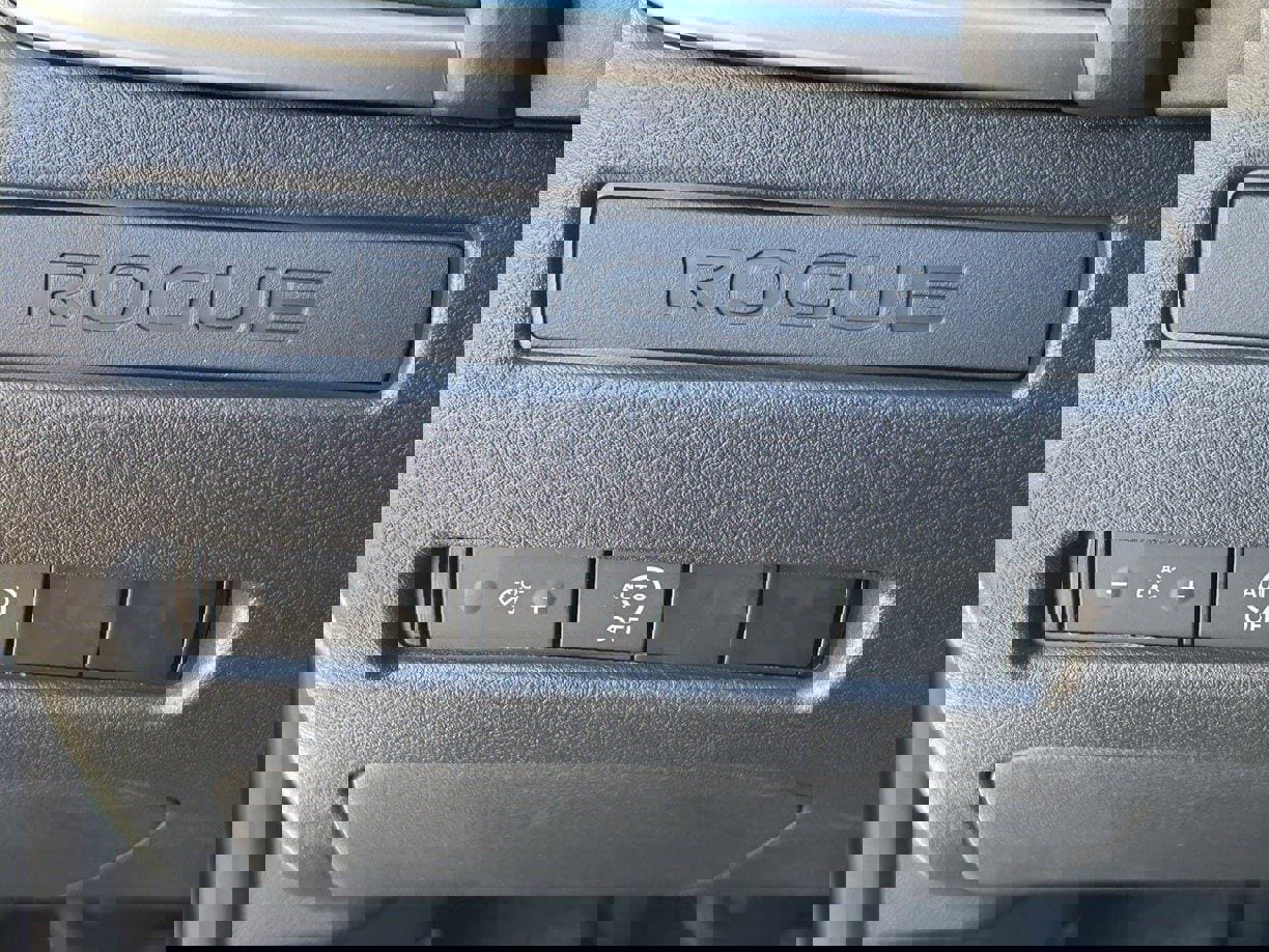 New 2026 Nissan Rogue S image 36