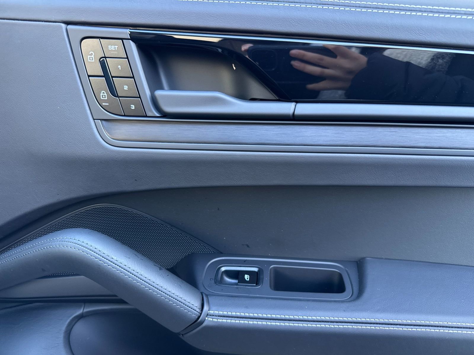 Certified 2026 Porsche Cayenne GTS image 20