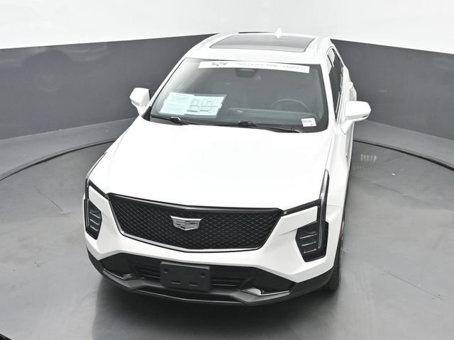 Certified 2024 Cadillac XT4 Premium Luxury AWD/4WD image 36