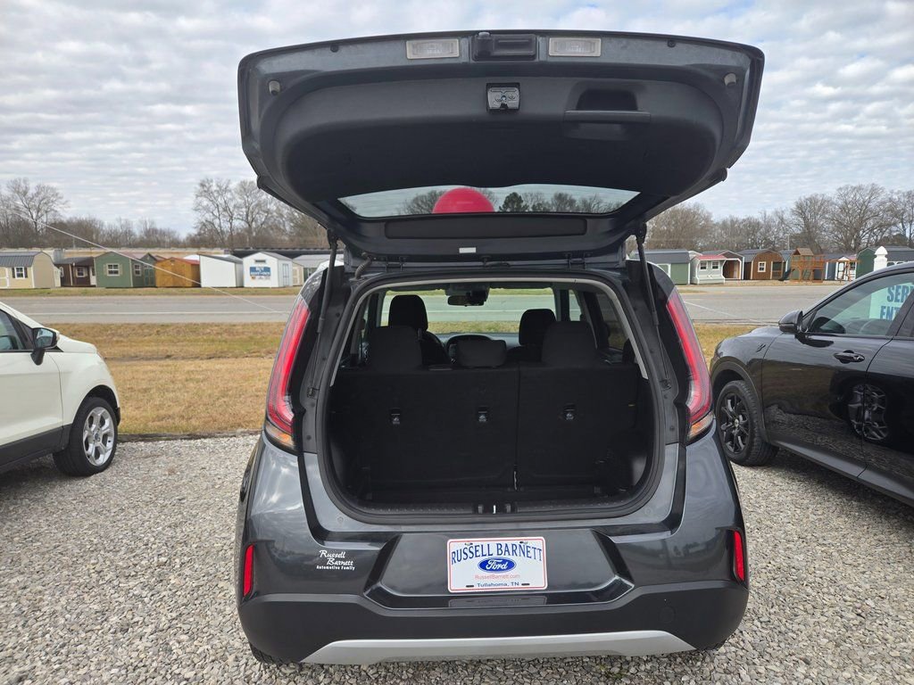 Used 2024 Kia Soul LX w/ Option Group 015 image 5