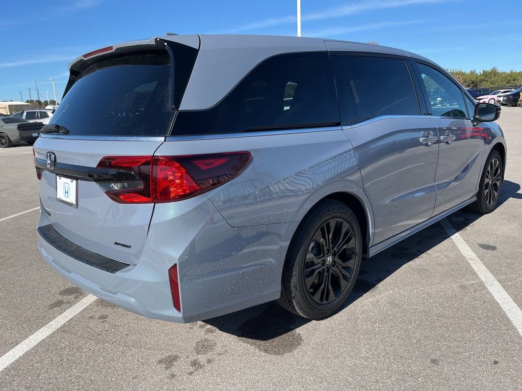 Used 2026 Honda Odyssey Sport-L image 4