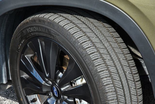 Used 2022 Subaru Ascent Onyx Edition image 3