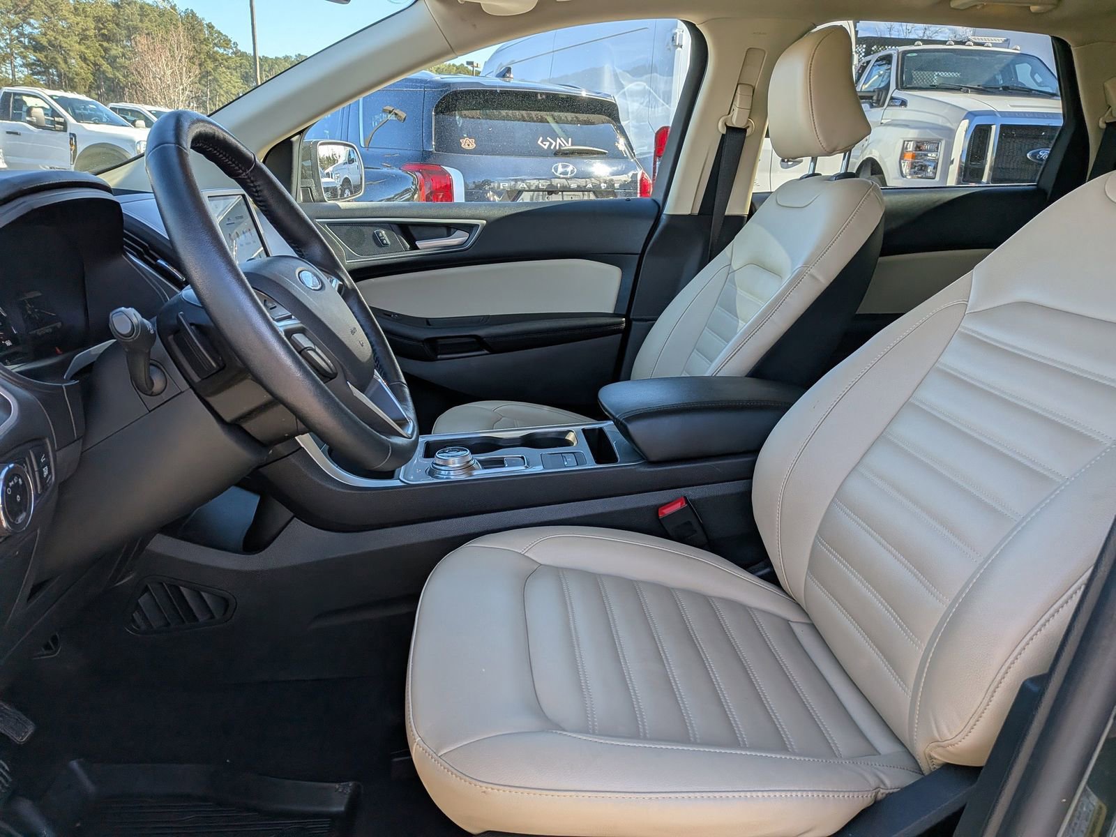 Certified 2024 Ford Edge SEL w/ Convenience Package image 25