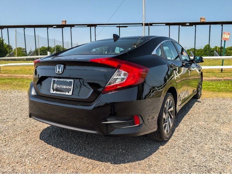 Used 2018 Honda Civic EX image 5