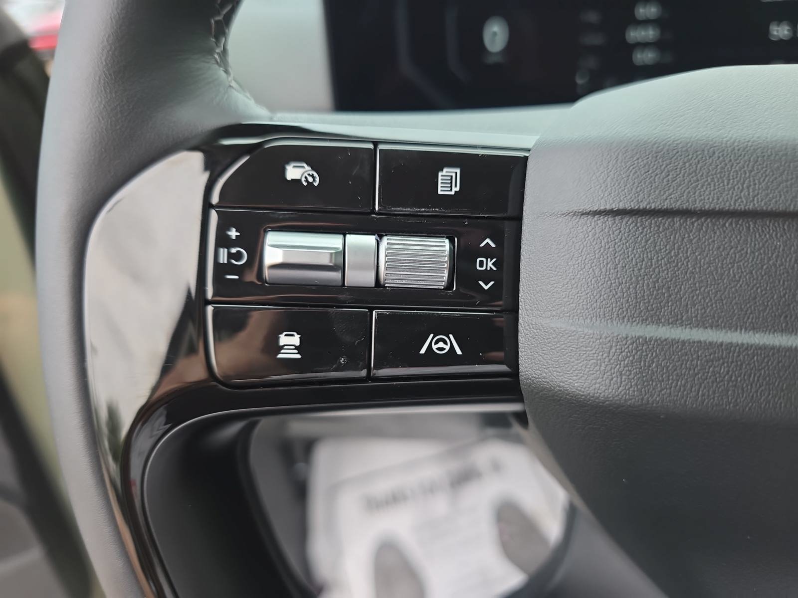 New 2026 Kia Sorento SX AWD/4WD image 18