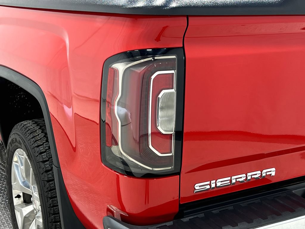 Used 2018 GMC Sierra 1500 SLT w/ SLT Premium Package image 35