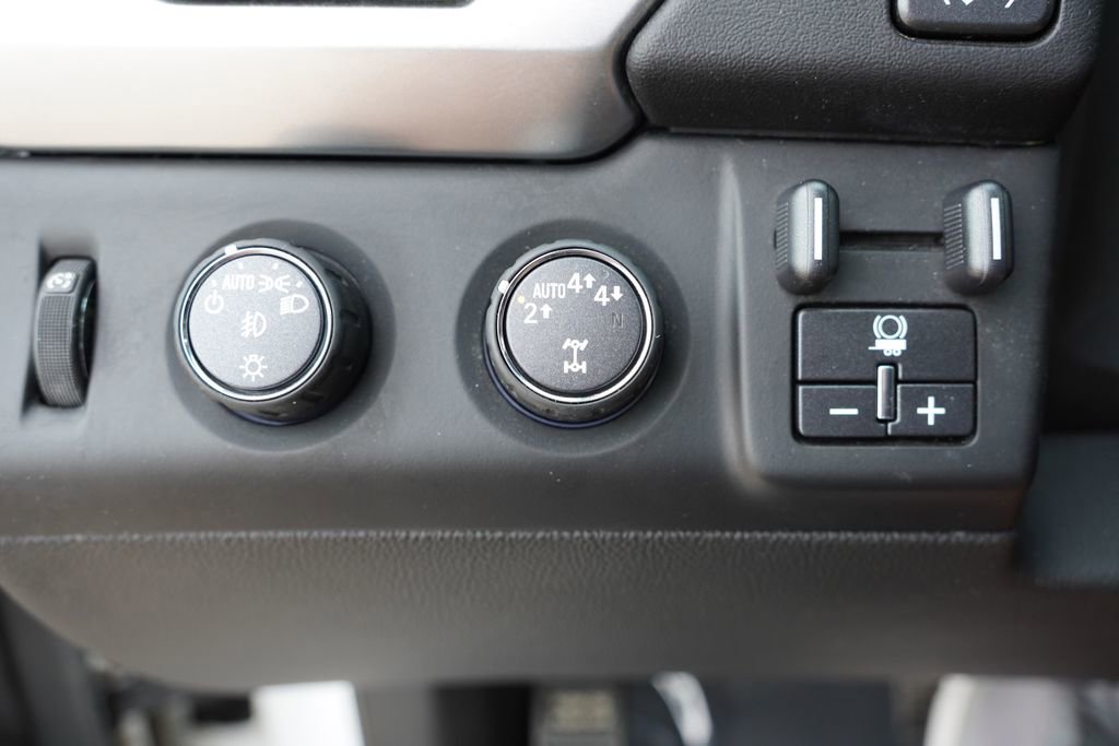 Used 2020 Chevrolet Suburban Premier w/ Max Trailering Package image 28