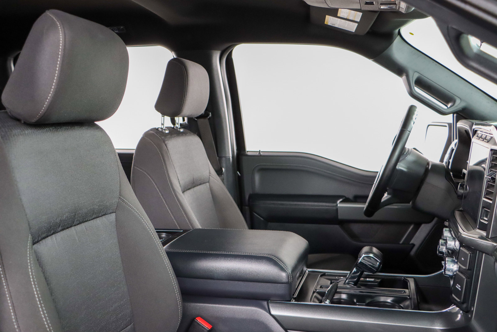 Used 2023 Ford F150 XLT w/ Equipment Group 302A High image 28