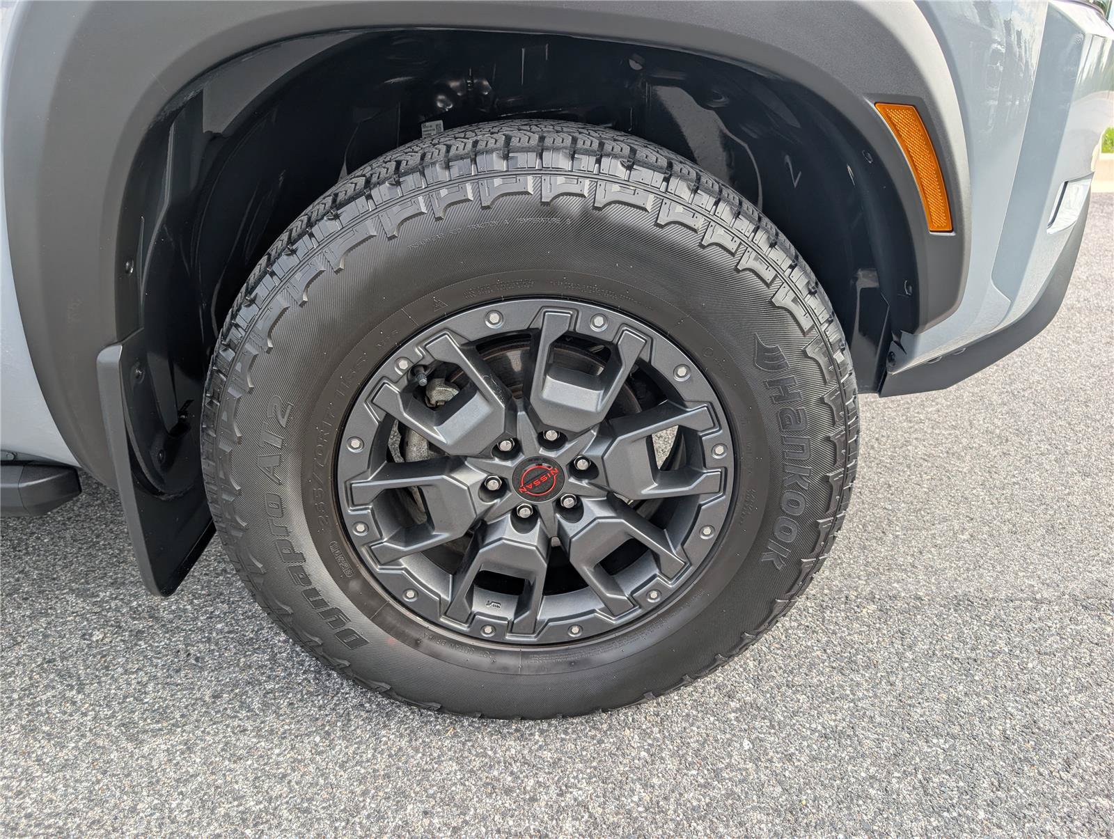 Used 2023 Nissan Frontier PRO-4X w/ Pro-4X Premium Package AWD/4WD image 9