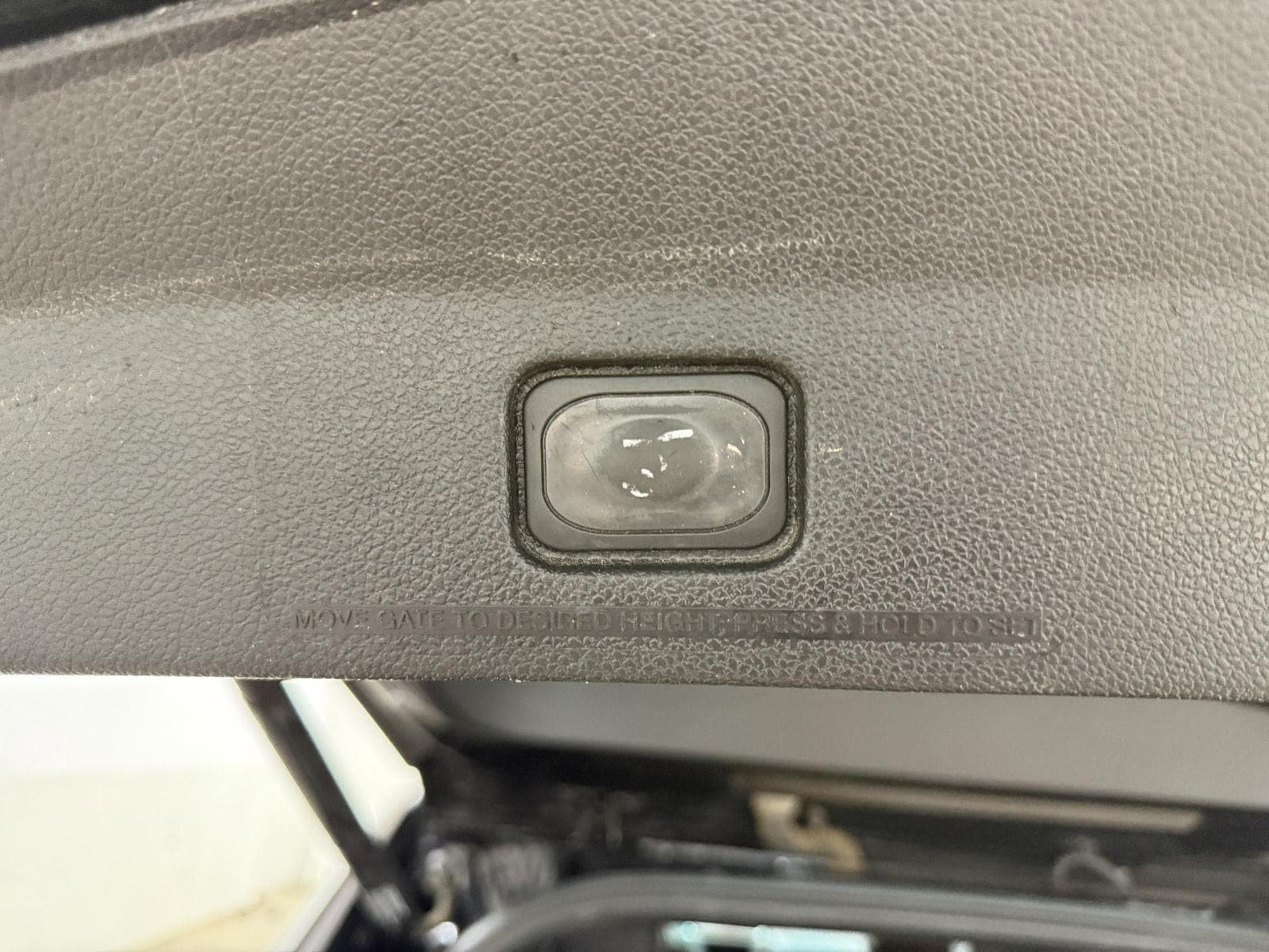 Used 2016 Ford Explorer XLT w/ Equipment Group 202A AWD/4WD image 30