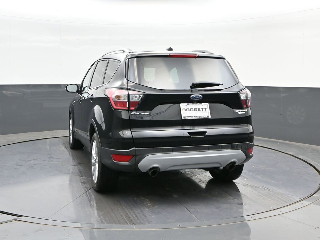 Used 2017 Ford Escape Titanium image 8