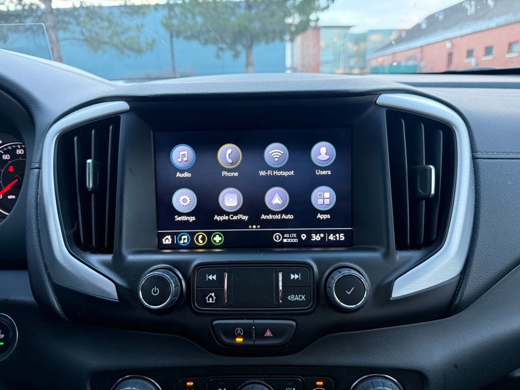 Used 2023 GMC Terrain SLT w/ Tech Package image 16