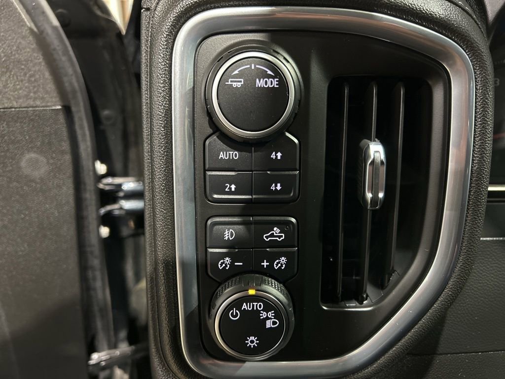 Used 2021 Chevrolet Silverado 1500 LT Trail Boss image 16