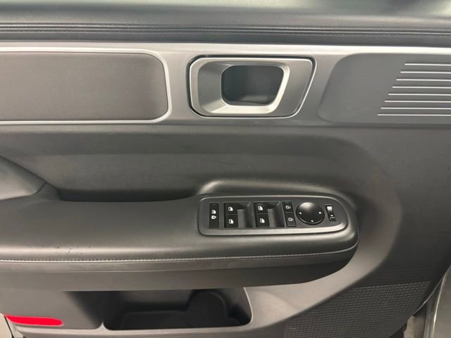 Certified 2026 Hyundai Santa Fe SEL FWD image 28