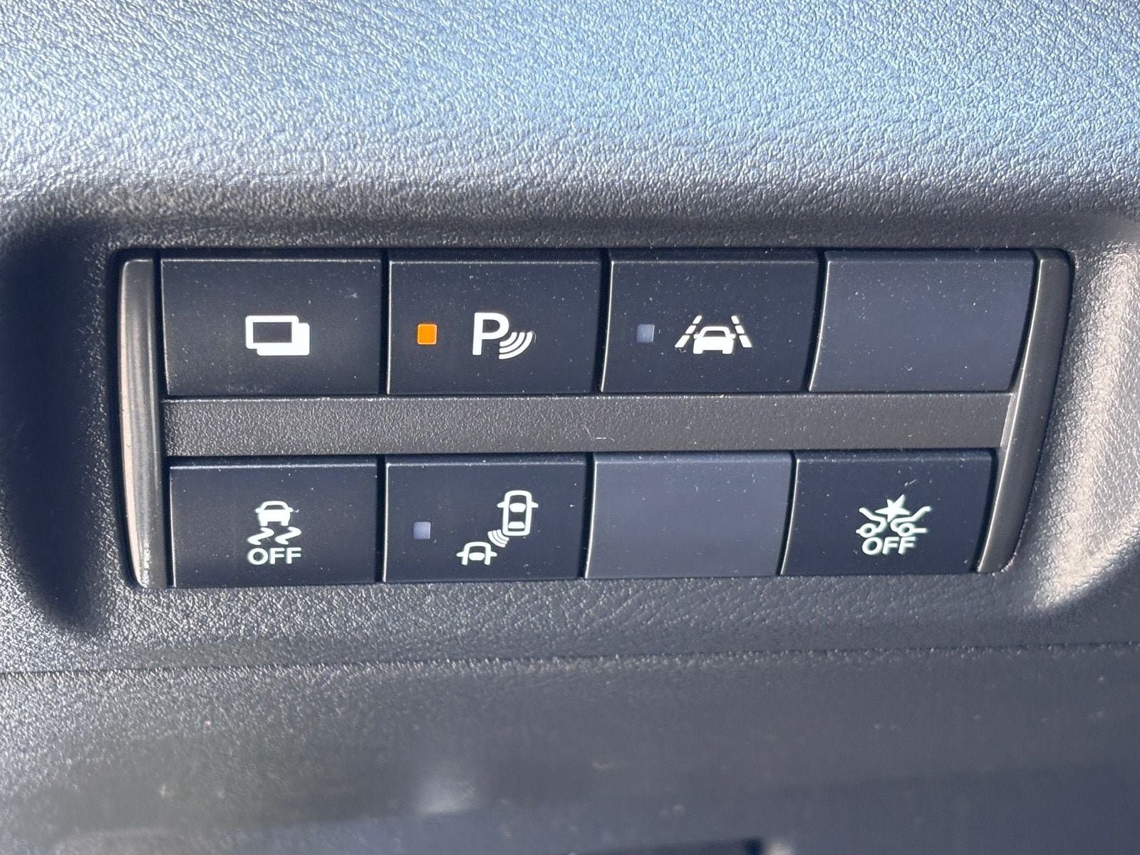 Used 2024 Nissan Kicks S FWD image 19
