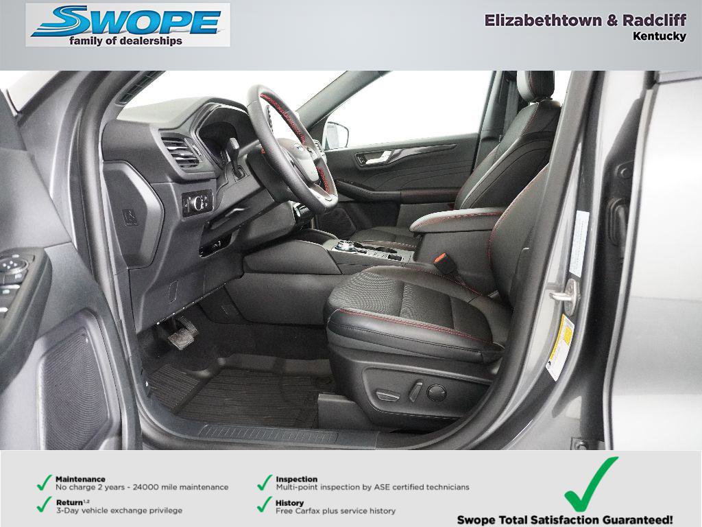 New 2026 Ford Escape ST-Line w/ Tech Pack #1 image 17