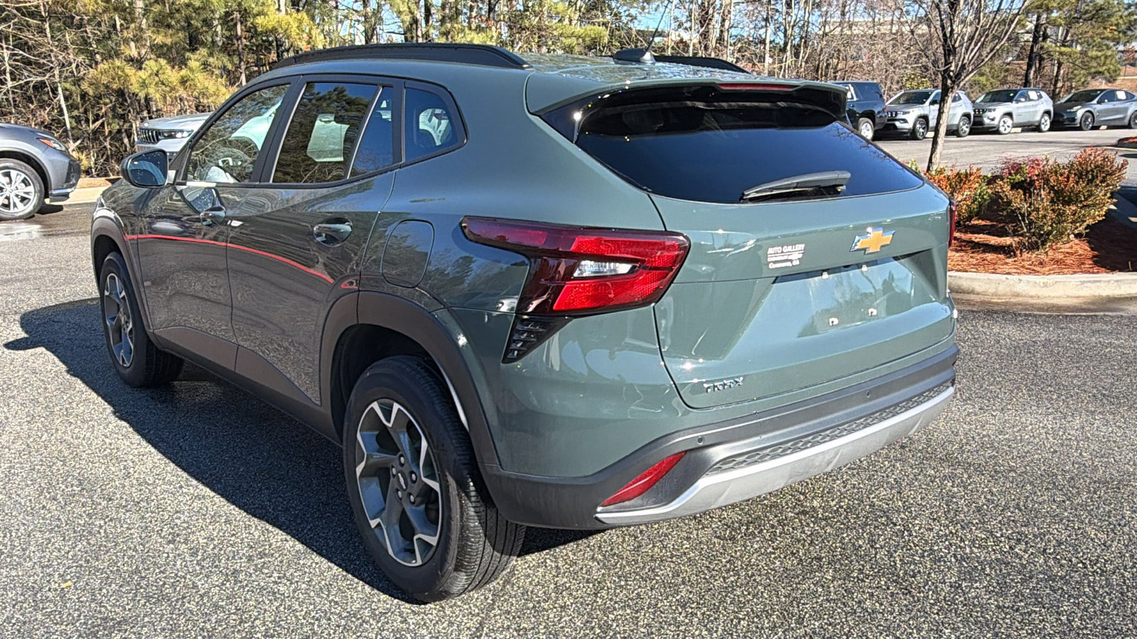 Used 2025 Chevrolet Trax LT w/ Driver Confidence Package image 10