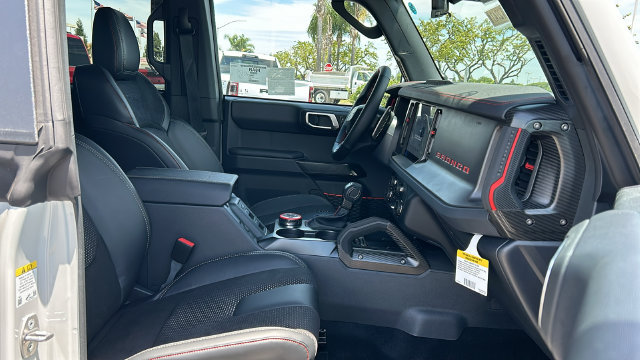 New 2026 Ford Bronco Raptor w/ Interior Carbon Fiber Pack AWD/4WD image 11