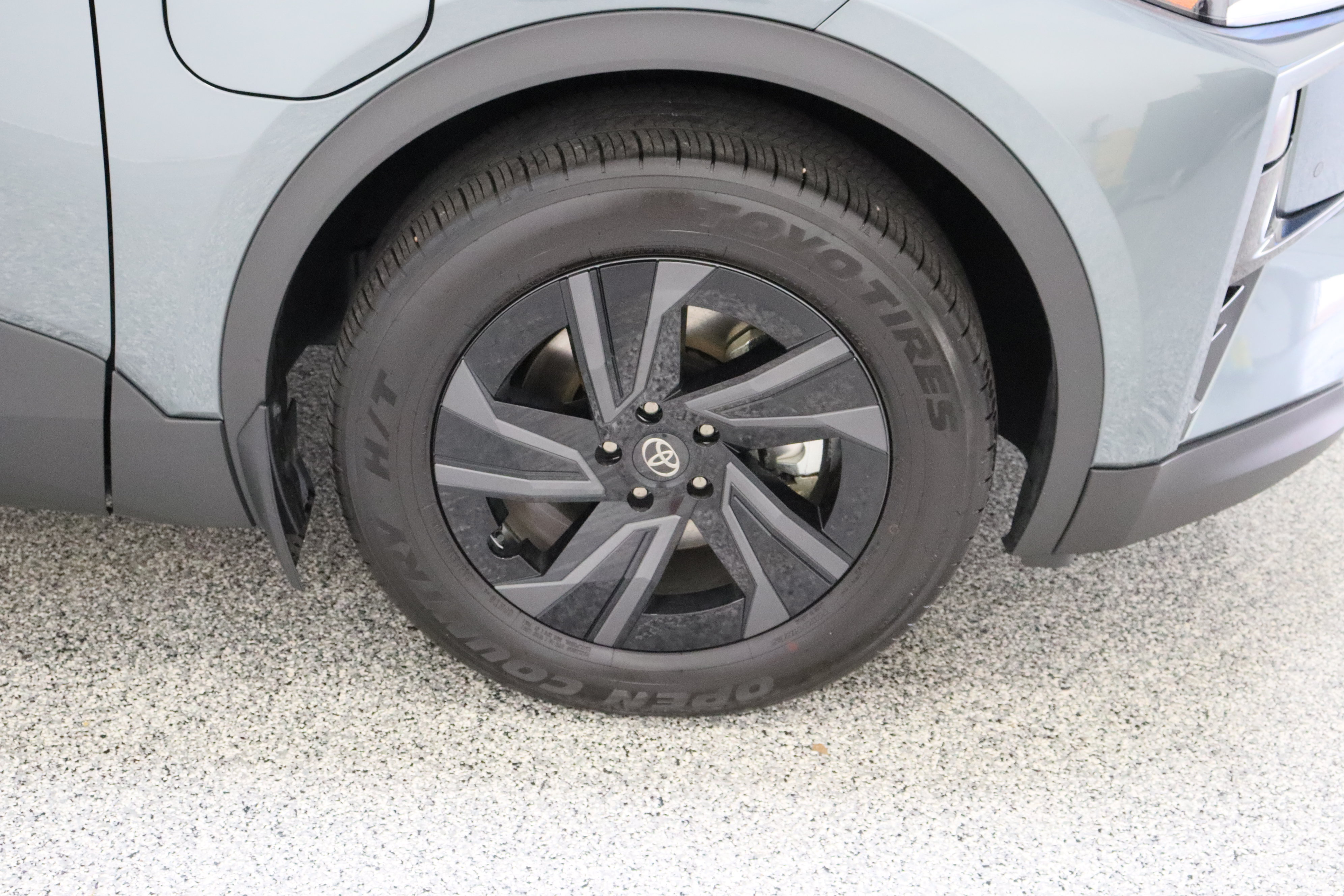 Certified 2026 Toyota C-HR AWD/4WD image 5