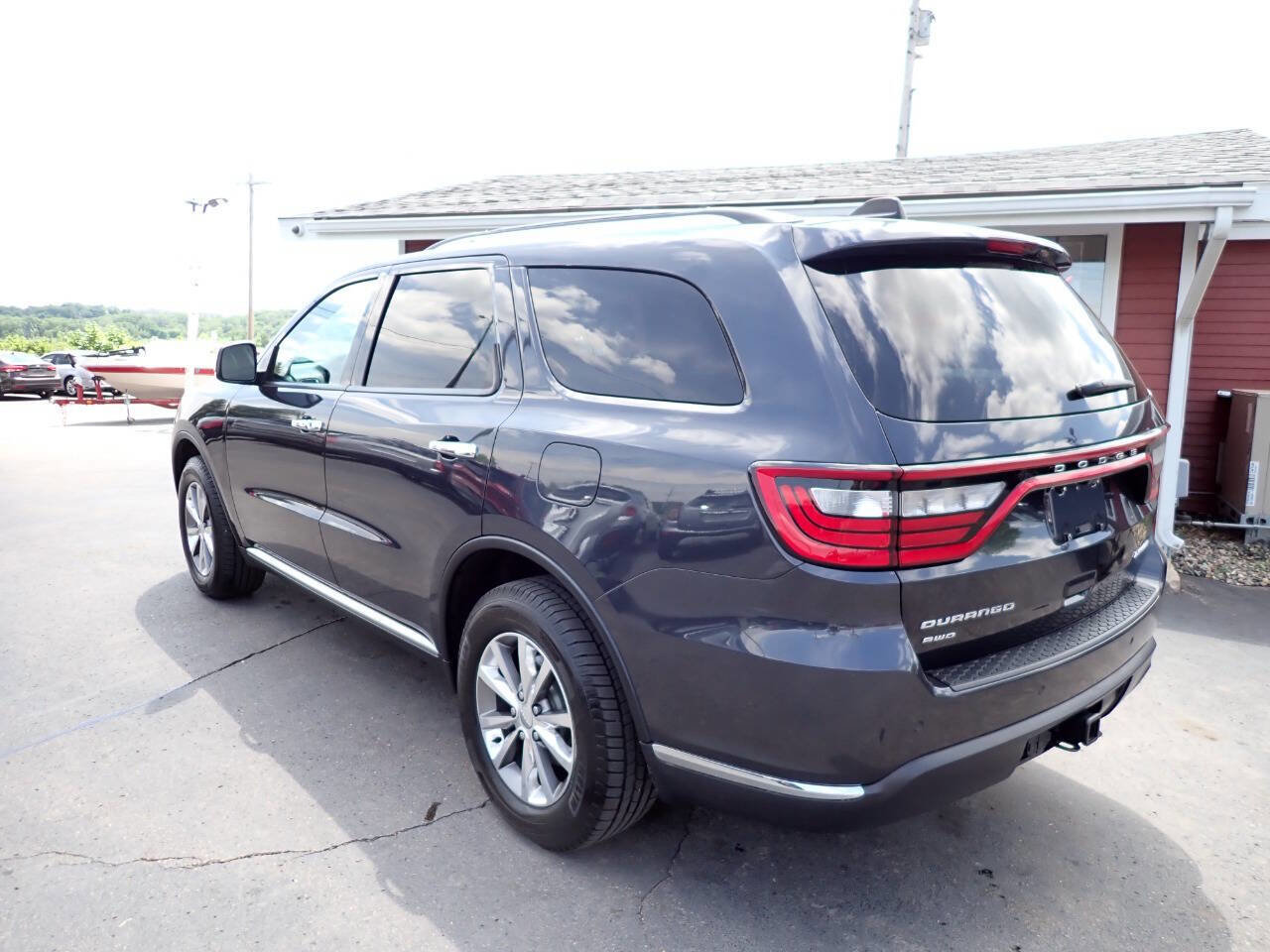 Used 2014 Dodge Durango Limited w/ Trailer Tow Group IV AWD/4WD image 4