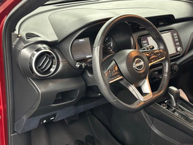 Used 2022 Nissan Kicks SR image 14