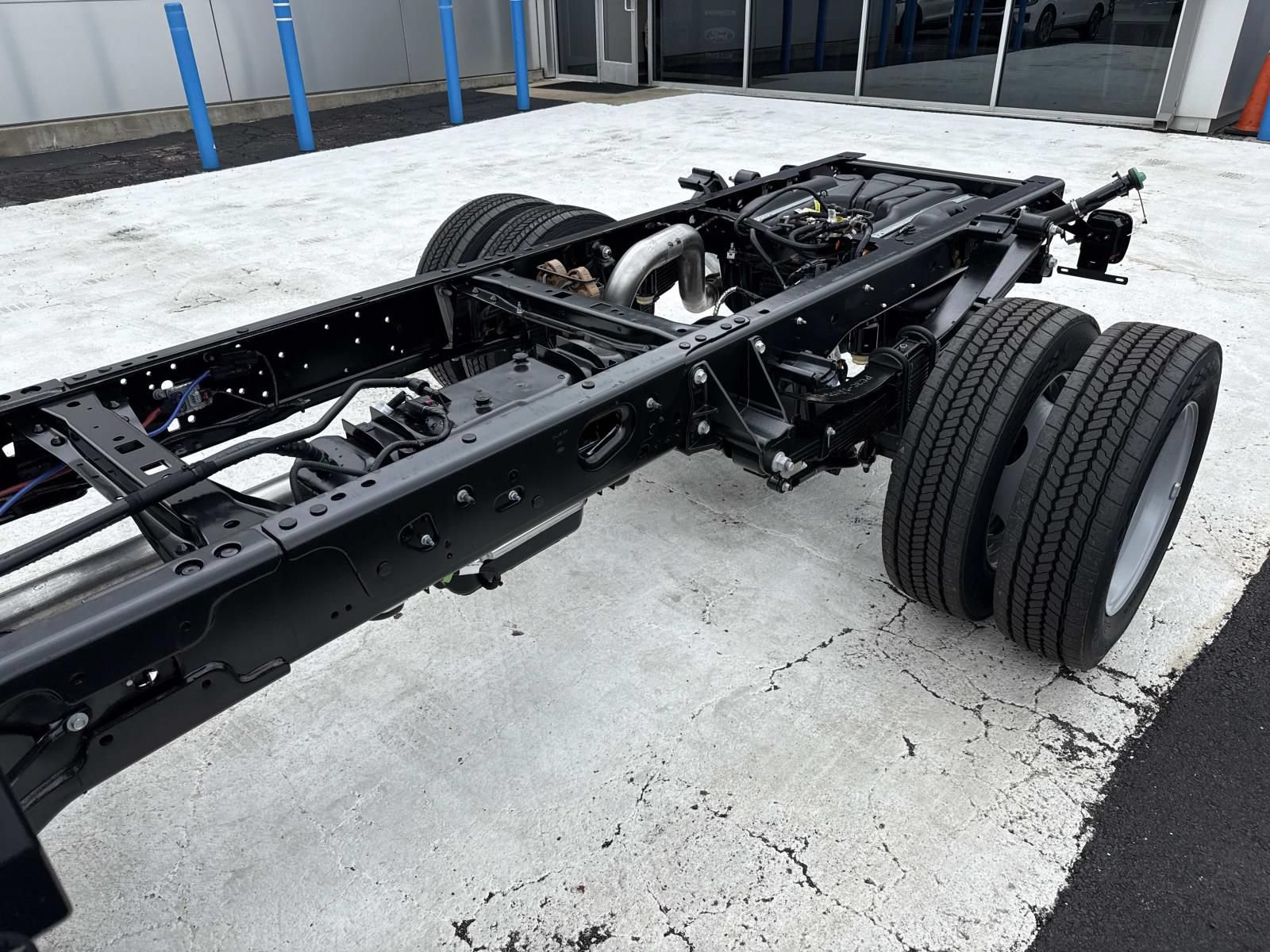 New 2026 Ford F550 4x4 Crew Cab Super Duty image 12
