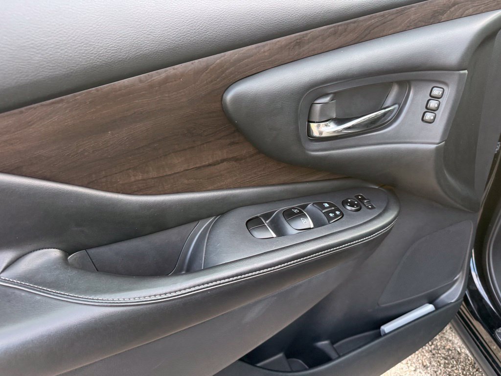 Used 2019 Nissan Murano Platinum w/ Cargo Package AWD/4WD image 14