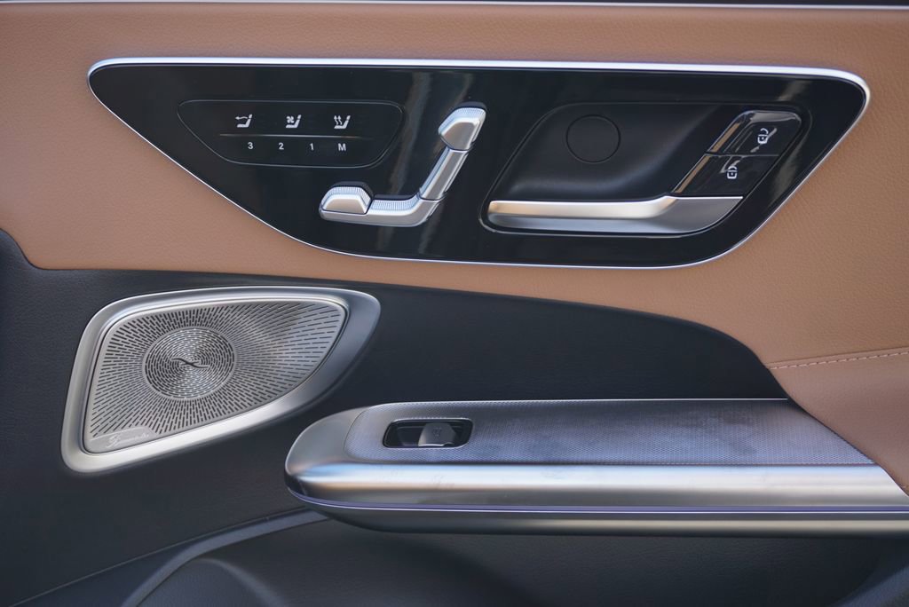 New 2026 Mercedes-Benz CLE 300 4MATIC Cabriolet image 59