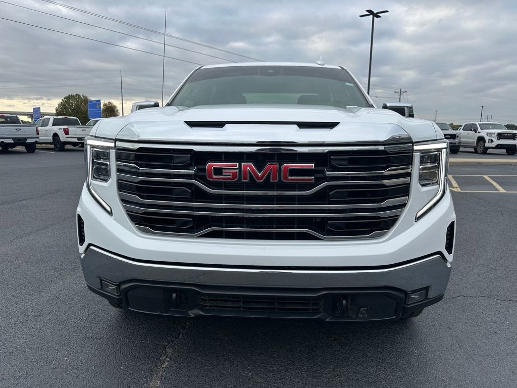 Used 2023 GMC Sierra 1500 SLT image 3