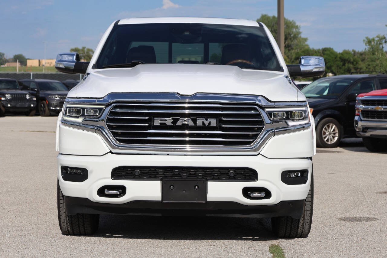 Used 2022 RAM 1500 Limited w/ Body Color Bumper Group AWD/4WD image 2