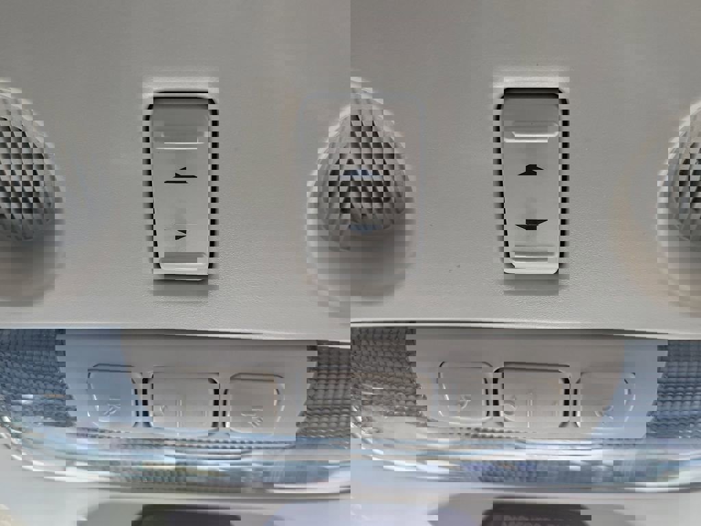 Used 2019 Ford EcoSport SE image 29