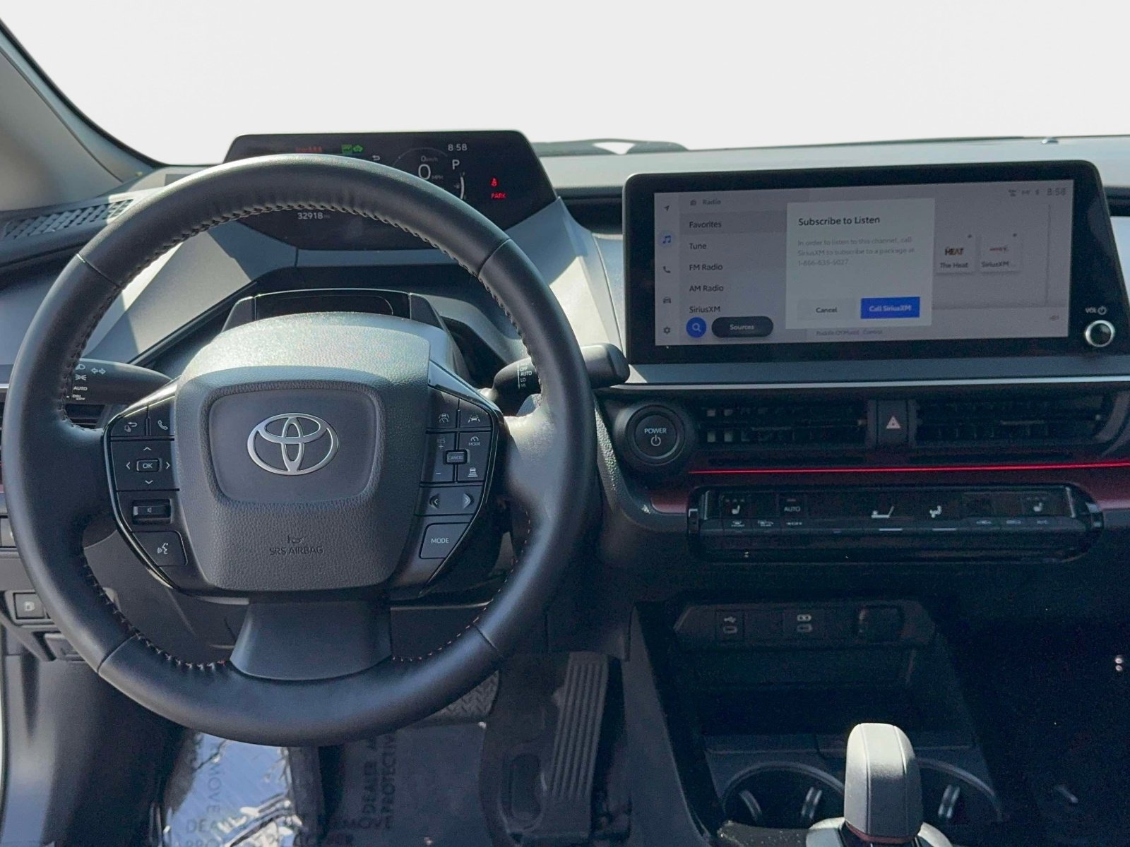 Used 2023 Toyota Prius Prime FWD image 13
