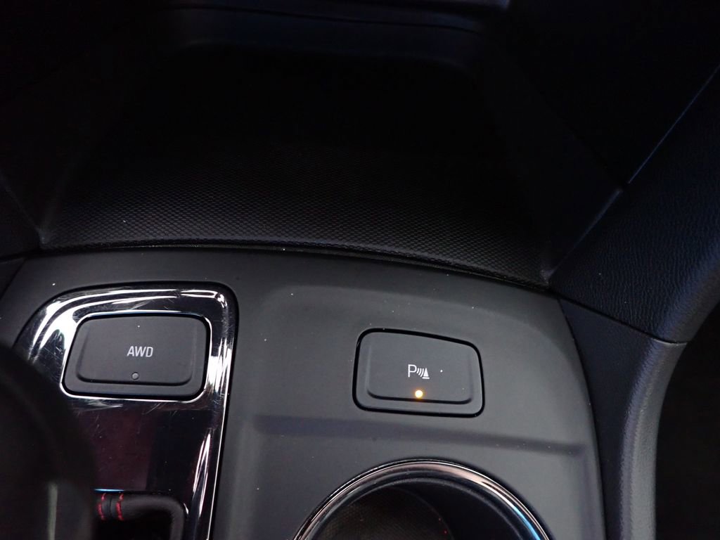 Used 2024 Chevrolet Equinox RS AWD/4WD image 9