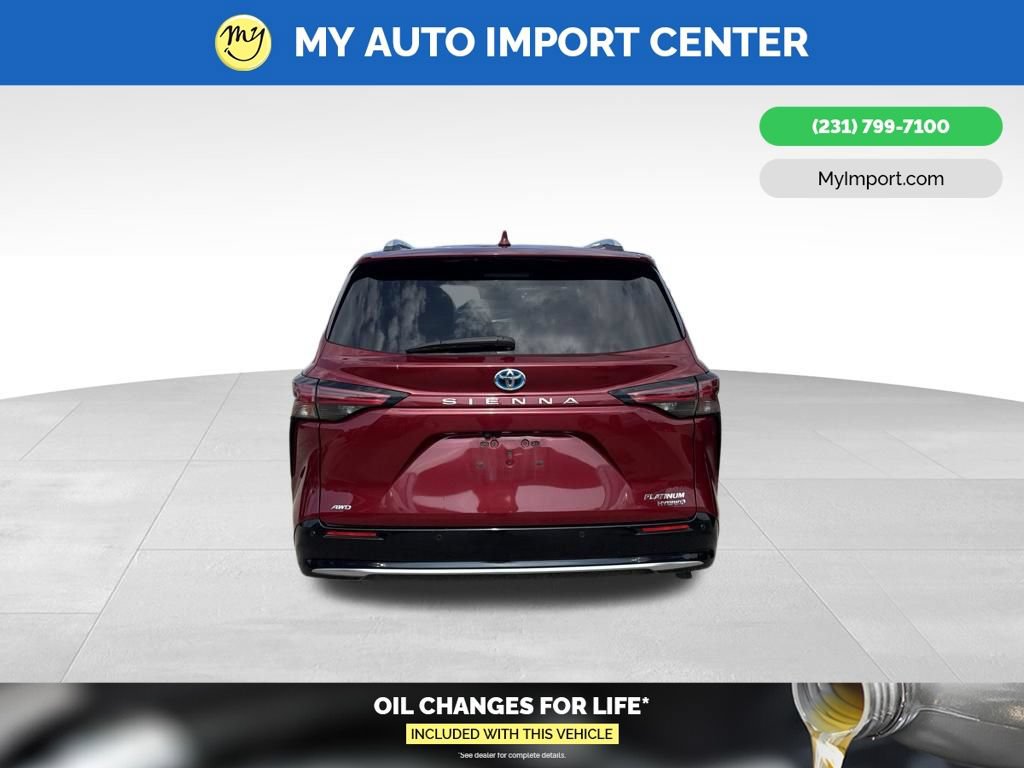 Used 2021 Toyota Sienna Platinum AWD/4WD image 6