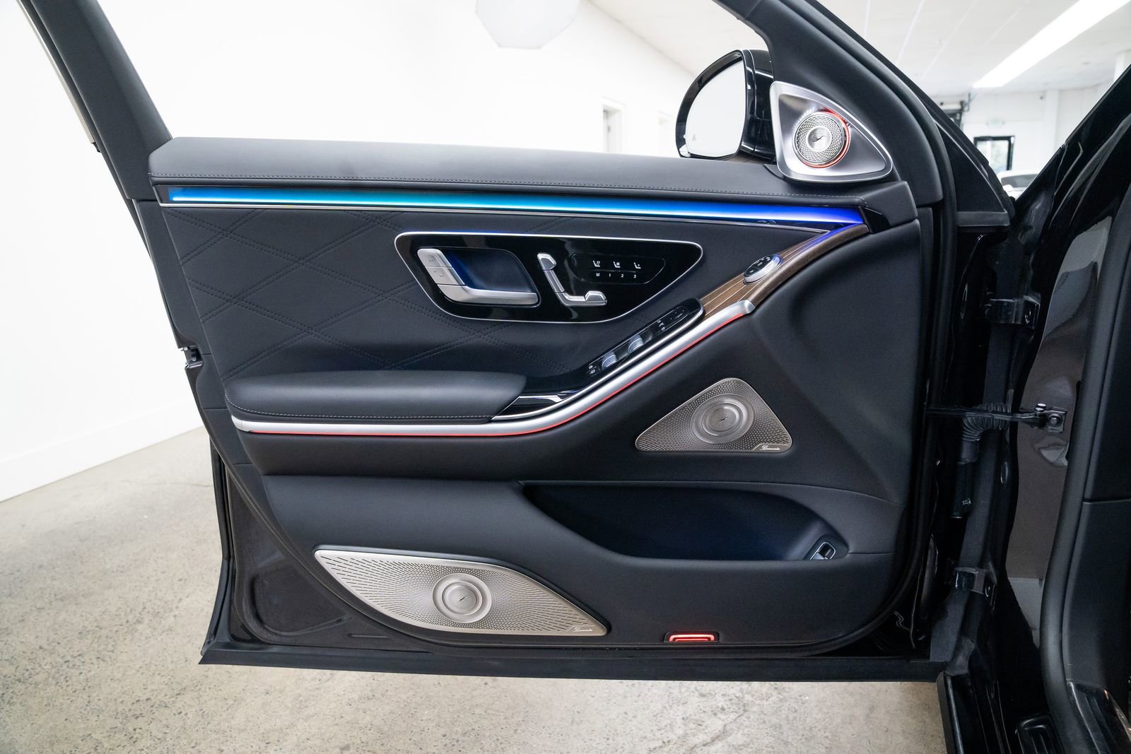 Used 2023 Mercedes-Benz Maybach S 680 4MATIC image 19